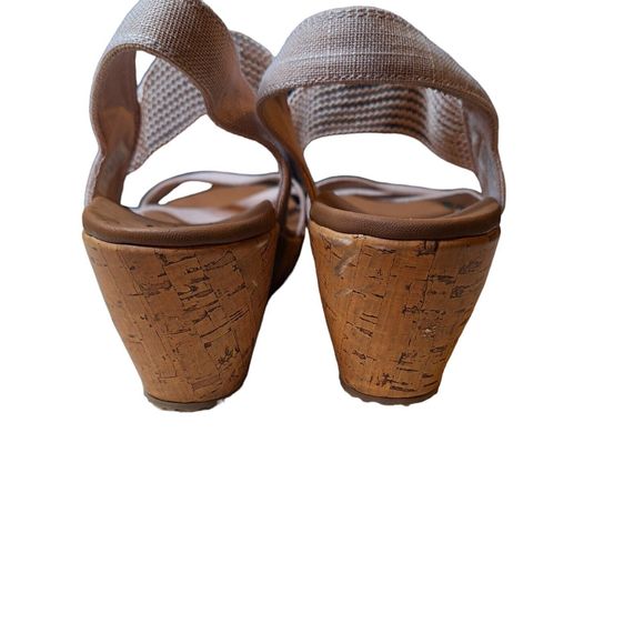 Skechers Multi Strap Wedge Sandals Rumbler Wave New Lassie Biege  Never Used - Picture 2 of 8